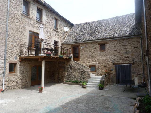 Gite Oustal Belcastel  Екстер'єр фото