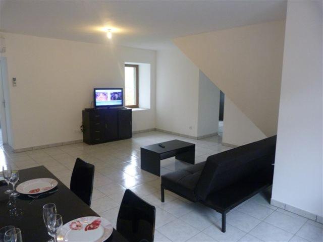 Gite Oustal Belcastel  Екстер'єр фото