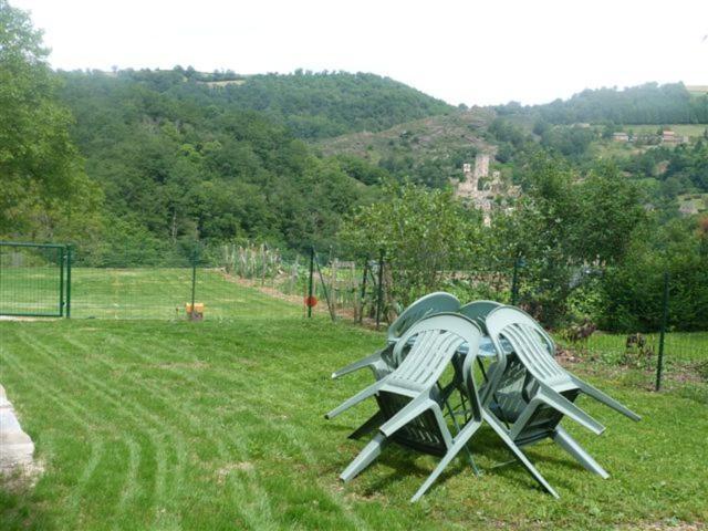 Gite Oustal Belcastel  Екстер'єр фото