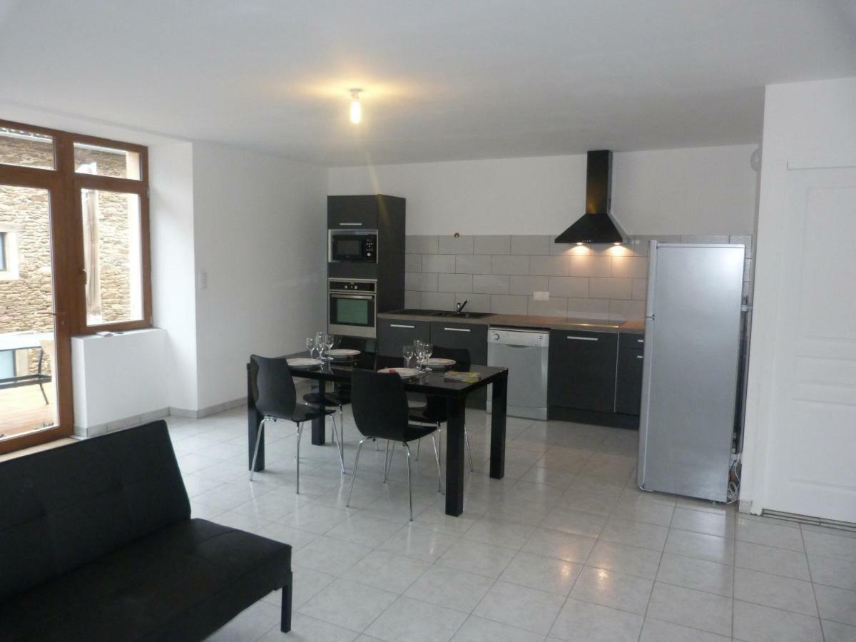 Gite Oustal Belcastel  Екстер'єр фото
